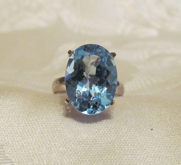 14Kt White Gold 11.6 Swiss Blue Topaz Ring High Fashion Bruce Magnotti Cocktail Ring Fine Jewelry Size 7