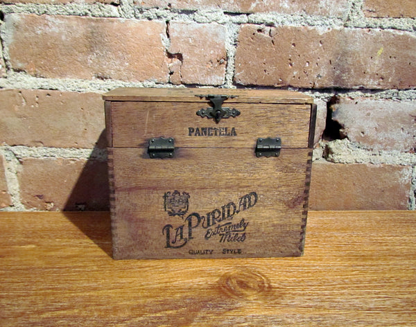 Antique La Puridad Cigar Box Rare Dovetail Wooden Advertising