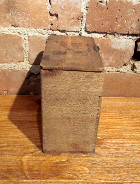 Antique La Puridad Cigar Box Rare Dovetail Wooden Advertising