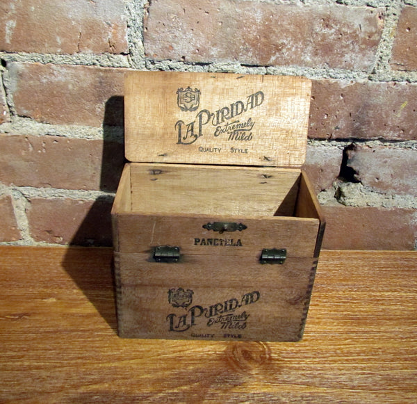 Antique La Puridad Cigar Box Rare Dovetail Wooden Advertising