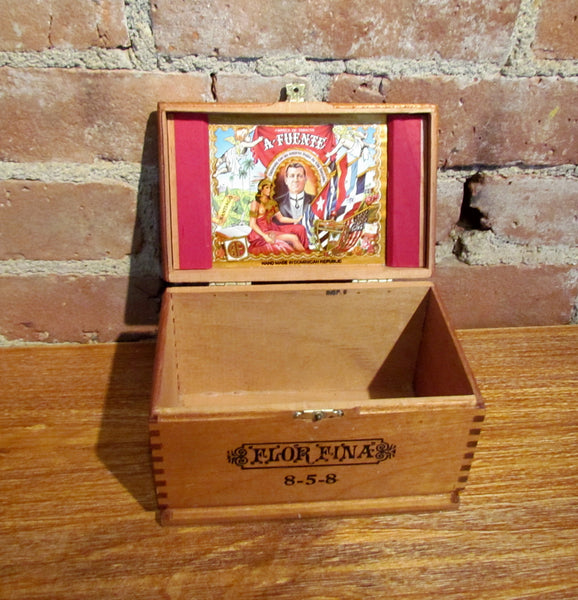 Arturo Fuente Flor Fina Handmade Wooden Cigar Box Dominican Republic Limited Addition