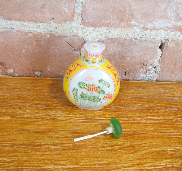 Vintage Chinese Hand Painted Snuff Bottle Perfume Bottle