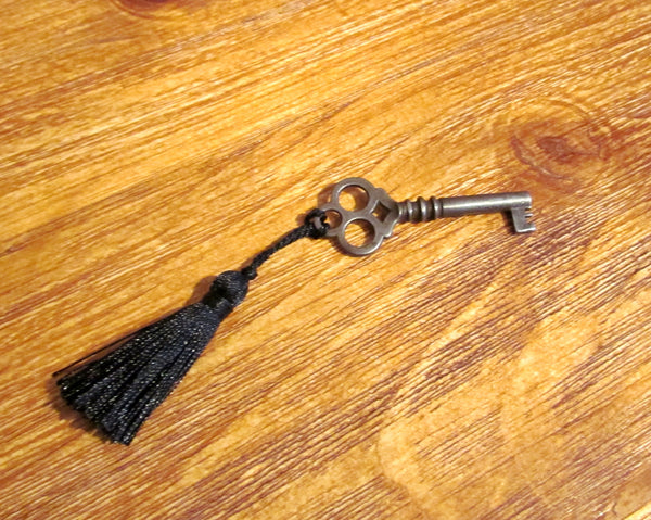 Antique Skeleton Key Black Tassel Door Cabinet Key