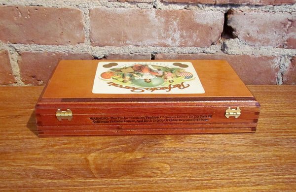 Vintage Perfecto Garcia Dovetail Wooden Cigar Box Excellent Condition