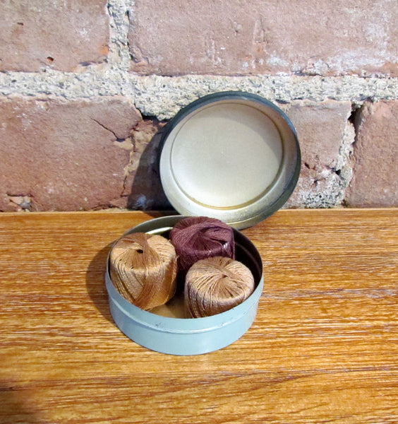 Antique Jennie Wade House Sewing Thread Tin Civil War Souvenir