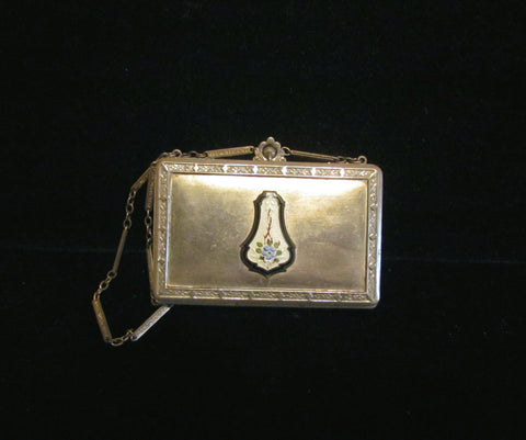 1926 D F Briggs Victorian Silver Guilloche Wristlet Compact Dance Purse