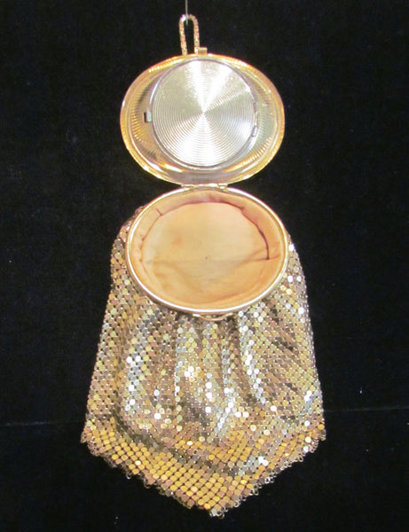 Evans Gold Mesh & Guilloche Wristlet Purse Handbag Vintage Powder Compact Bag