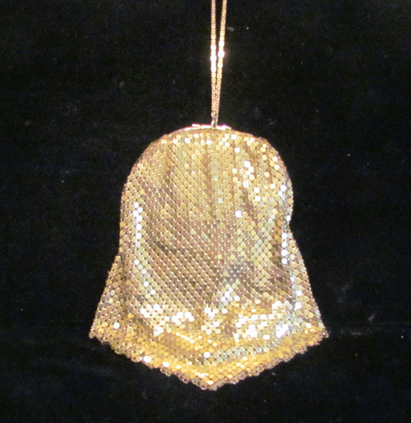 Evans Gold Mesh & Guilloche Wristlet Purse Handbag Vintage Powder Compact Bag