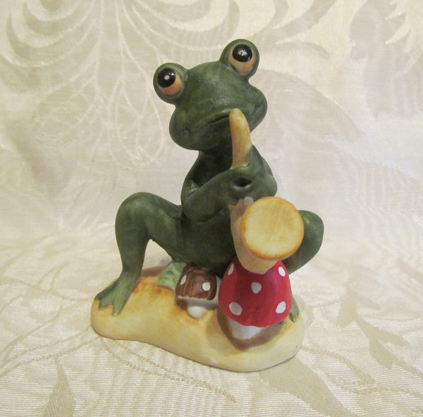 Vintage Lefton China Frog Hand Painted Frog Playing Saxophone