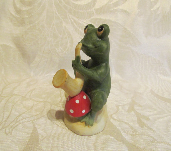 Vintage Lefton China Frog Hand Painted Frog Playing Saxophone