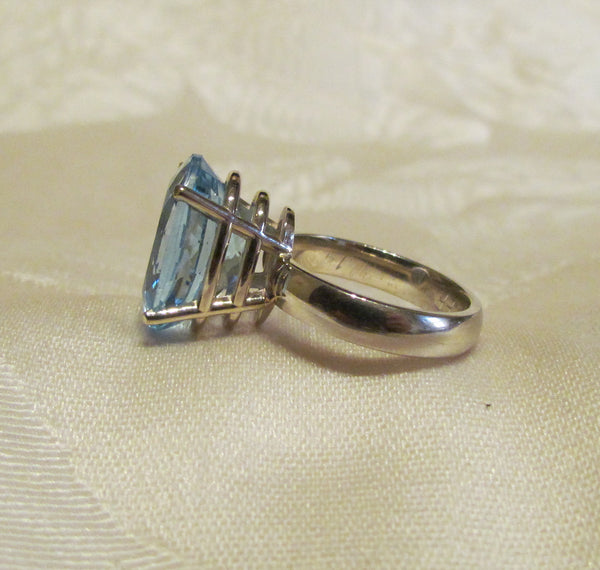 14Kt White Gold 11.6 Swiss Blue Topaz Ring High Fashion Bruce Magnotti Cocktail Ring Fine Jewelry Size 7