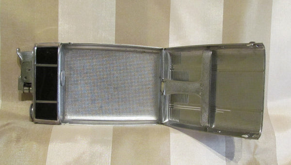 Art Deco Evans Case Lighter Black Enamel Design 1940s Trig-A-Lite Cigarette Case Working Condition