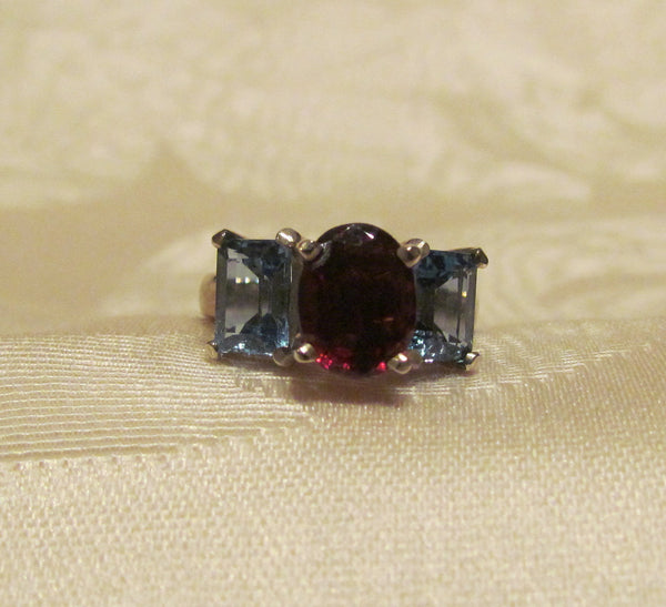 14Kt White Gold 2.70ct Garnet & 2.75ct Blue Topaz Ring High Fashion Bruce Magnotti Cocktail Ring Fine Jewelry Size 6 1/4