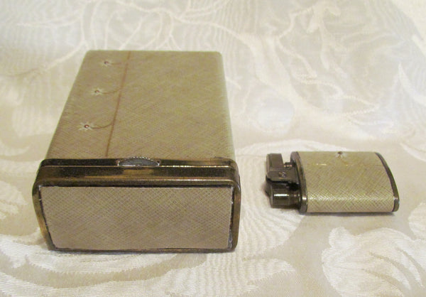 Buxton Leather Cigarette Case & Lighter Set Vintage Working Lighter Retro Regulars Kings 100s