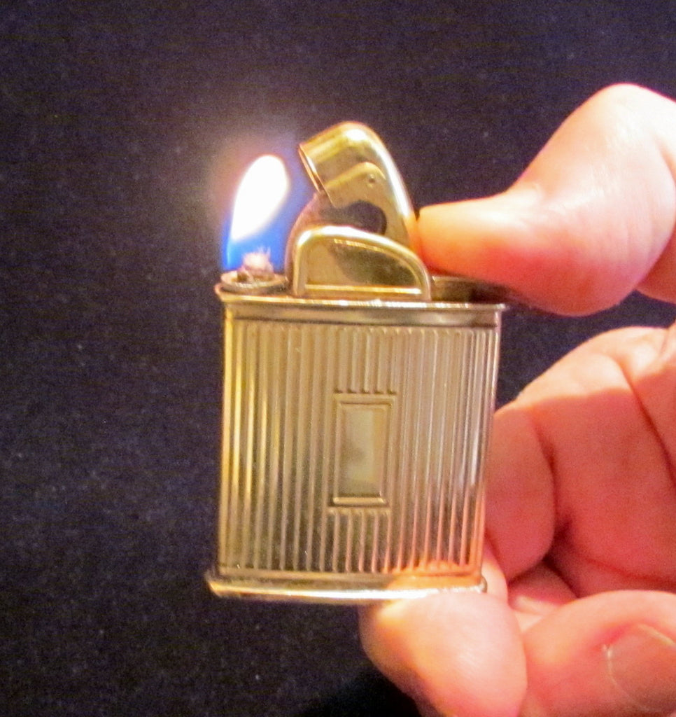 1940s Evans Baron Lighter Gold Art Deco Working Pocket Lighter