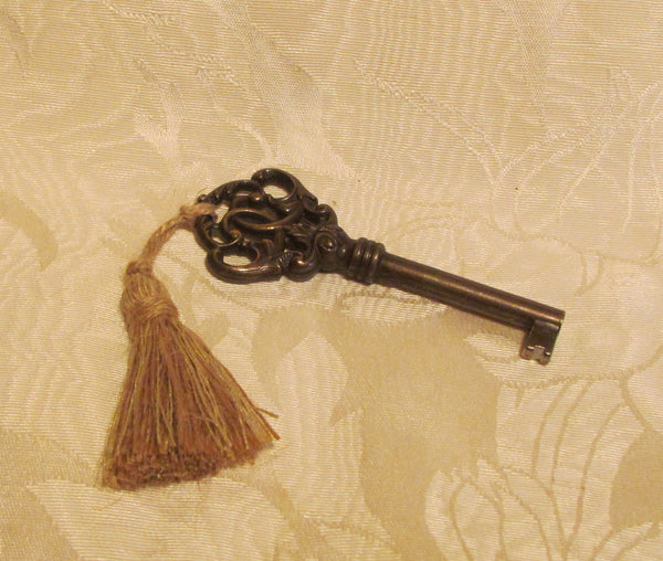 Antique Cabinet Key Ornate Bronze Gold Tassel Huwil Key