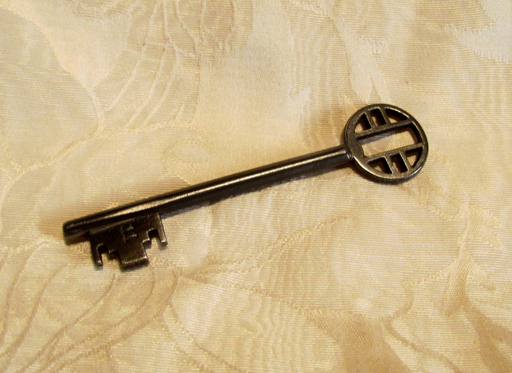 Skeleton Key Antique Large Door Key