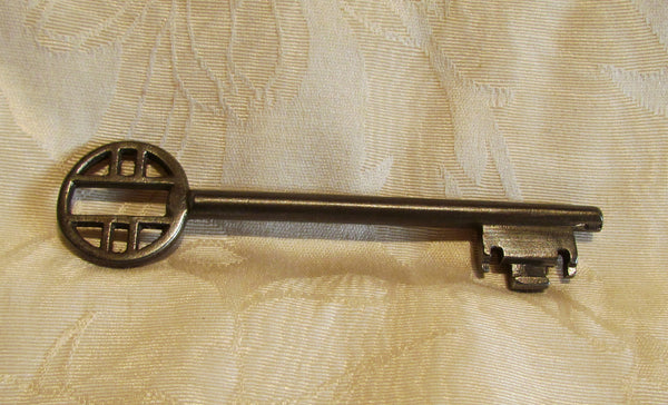 Skeleton Key Antique Large Door Key