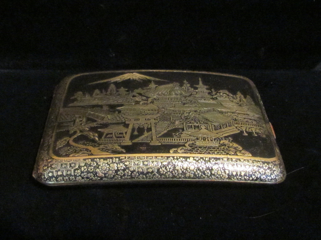 Sold at Auction: Vintage EVANS Cigarette Case & Lighter