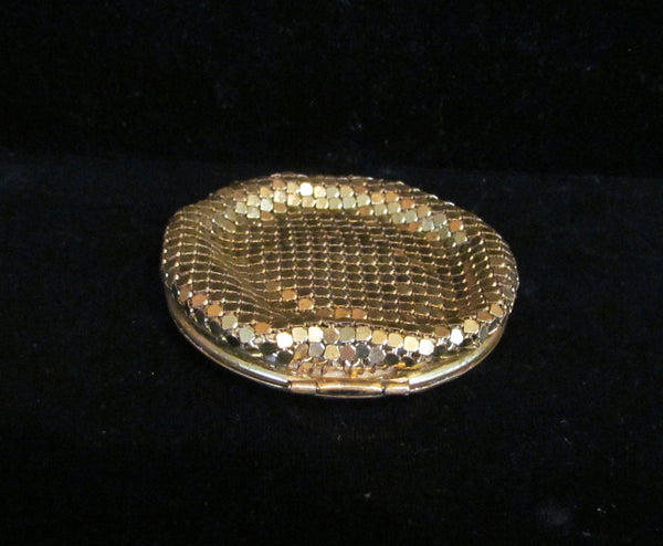 1930's Art Deco Gold Mesh Powder Compact Rose Design