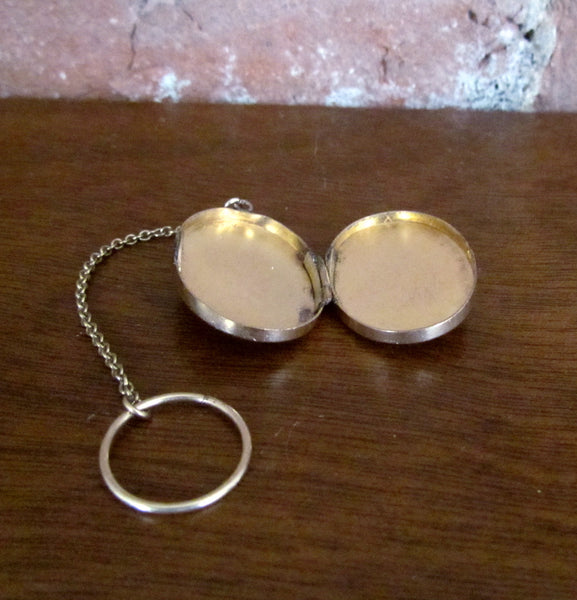 Victorian Gold Filled Compact Chatelaine Smelling Salts Snuff Box Finger Ring