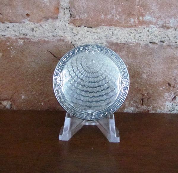 1916 Karess Woodworth Antique Silver Powder Compact