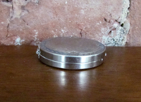 1916 Karess Woodworth Antique Silver Powder Compact