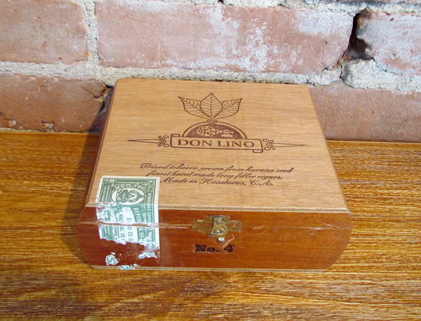 Don Lino Wood Cigar Box No. 4 Advertising