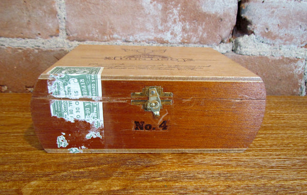 Don Lino Wood Cigar Box No. 4 Advertising