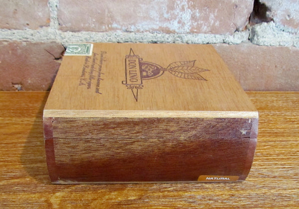 Don Lino Wood Cigar Box No. 4 Advertising