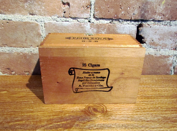 Arturo Fuente Flor Fina Handmade Wooden Cigar Box Dominican Republic Limited Addition