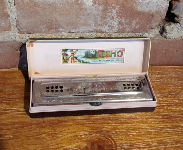 1930's Hohner Echo Harp Tremolo Harmonica Keys of C & G Major 56/96 In Original Box