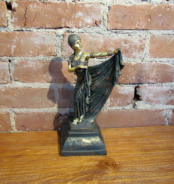 Art Deco Dancing Woman Statue w/Cloche Hat