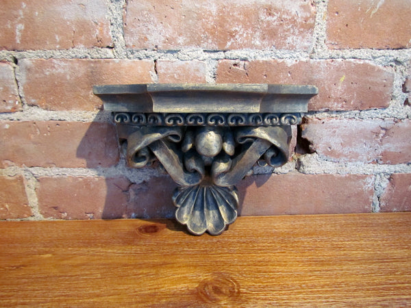 Antique Style Pedestal Wall Shelf Shell Motif Corbel Display Shelving