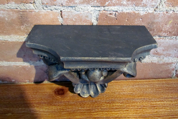 Antique Style Pedestal Wall Shelf Shell Motif Corbel Display Shelving