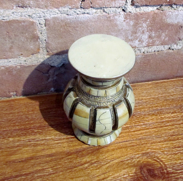 Antique Style Toothbrush Holder Unique
