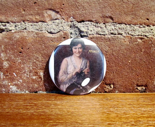 Vintage Victorian Moxie Button Pin