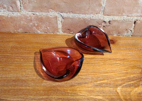 Two Vintage Amethyst Glass Ashtrays Calla Lily