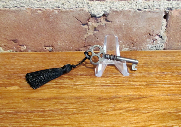 Antique Skeleton Key Black Tassel Door Cabinet Key