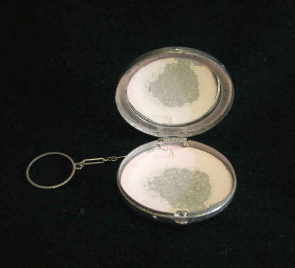 1920s German Silver Filigree Compact Powder And Mirror Finger Ring Compact Purse