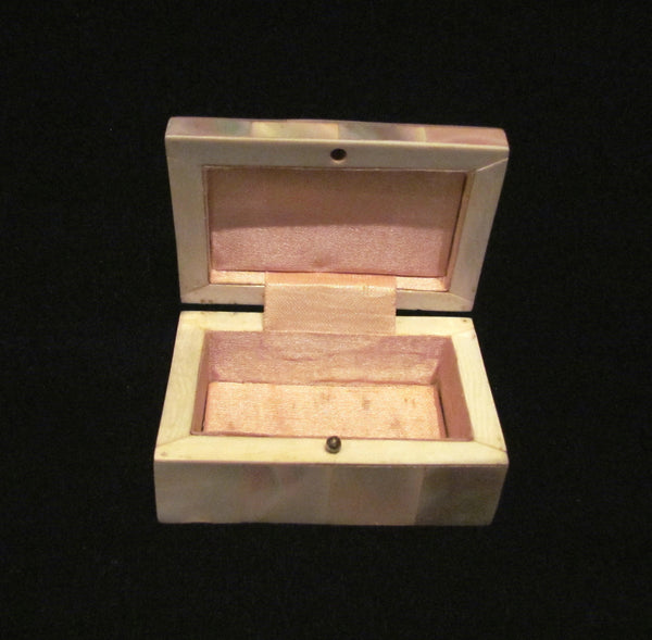 Vintage Mother Of Pearl Box Small Trinket Box 1930s Tiny Jewelry Box