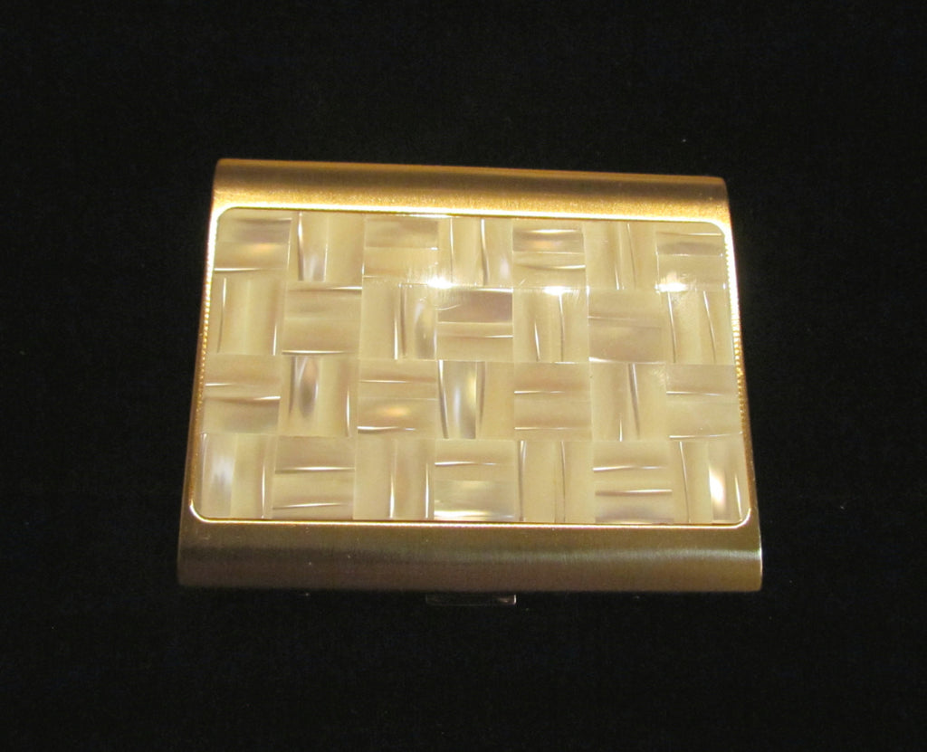 Vintage Pearl Brand Plastic Cigarette Case w/Built In Lighter IN