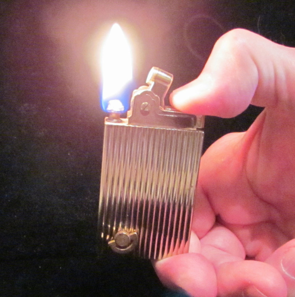 1950's Gold Musical Cigarette Working Lighter Vintage Novelty Music Bo – Power Of One