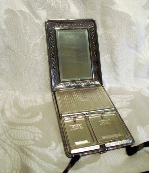 1930s Mondaine Red Enamel Compact Purse Silver RARE